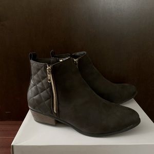 Ankle Booties in Brown